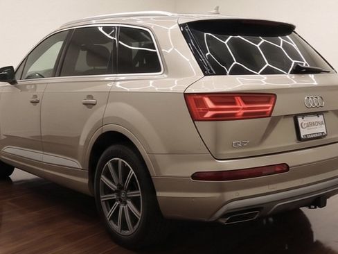 Used 2018 Audi Q7 3.0T Prestige w/ Prestige Package AWD/4WD image 6
