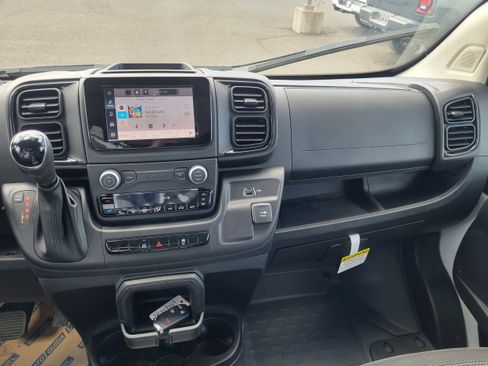 New 2026 RAM ProMaster 3500 w/ Convenience Group image 24