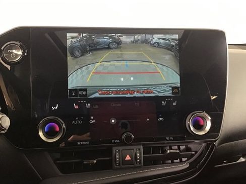 Used 2026 Lexus NX 350h AWD w/ Premium Package image 15