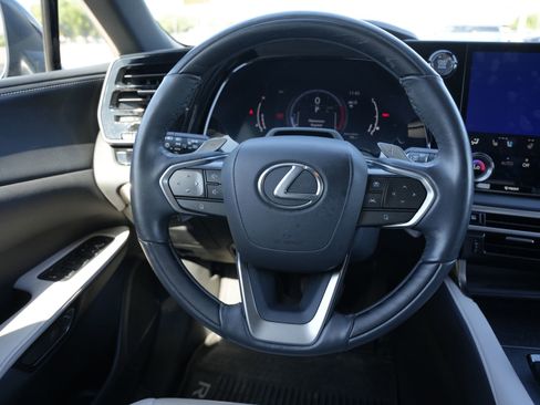 Used 2023 Lexus RX 350 Premium Plus w/ Cold Area Package FWD image 10