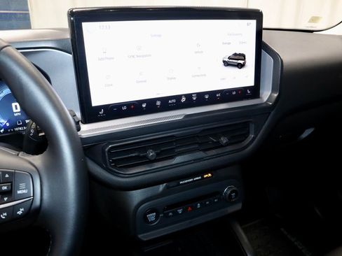 Certified 2025 Ford Bronco Sport Outer Banks w/ Outer Banks Tech Package+ AWD/4WD image 33