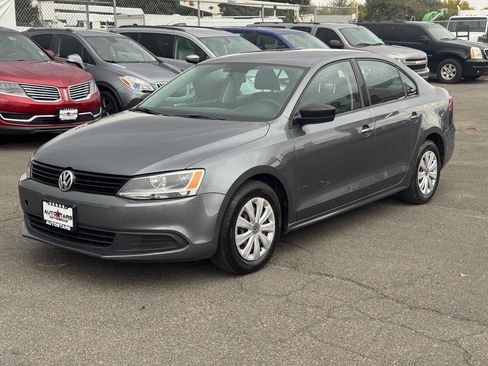 Used 2013 Volkswagen Jetta S image 1