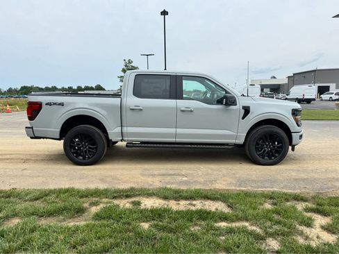New 2026 Ford F150 XLT w/ Equipment Group 302A MID AWD/4WD image 4