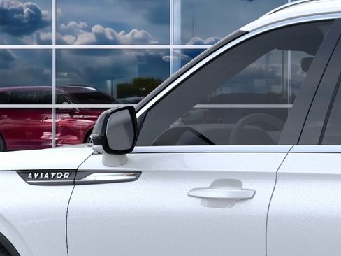 Used 2026 Lincoln Aviator AWD image 20