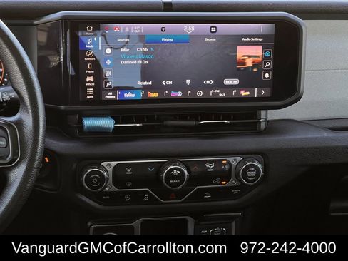 Used 2024 Jeep Wrangler Sport image 17