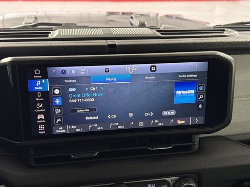 Used 2024 Jeep Wrangler Sport S image 18