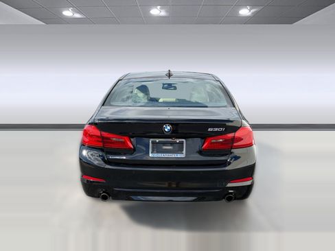 Used 2017 BMW 530i RWD image 10