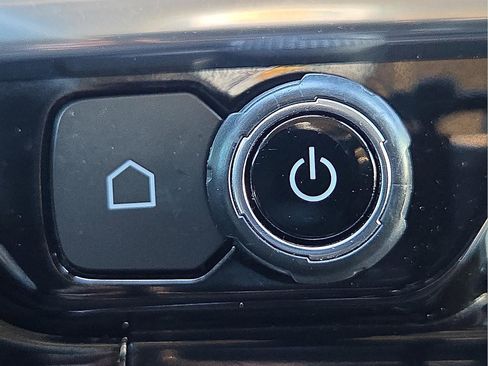 Certified 2023 Chevrolet Silverado 1500 RST image 22