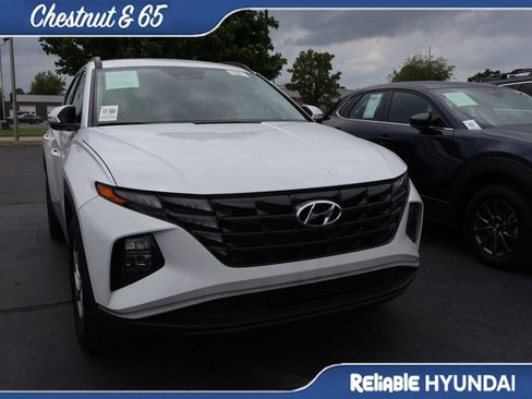 Used 2023 Hyundai Tucson SEL AWD/4WD image 3