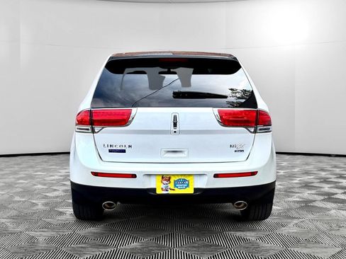 Used 2013 Lincoln MKX AWD image 6