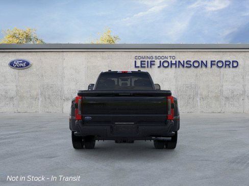 Used 2026 Ford F450 Platinum w/ FX4 Off-Road Package AWD/4WD image 5