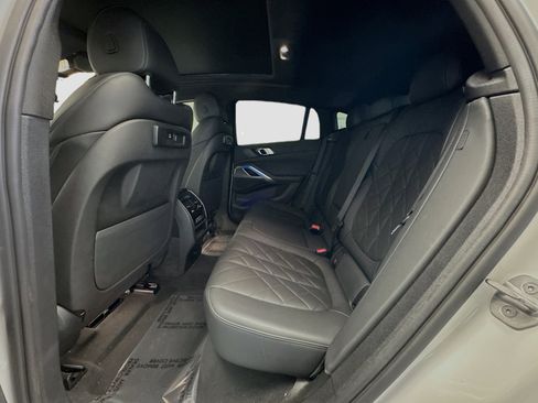 Used 2023 BMW X6 xDrive40i w/ M Sport Package image 16