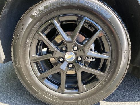 Used 2024 Chevrolet Equinox LT FWD image 41