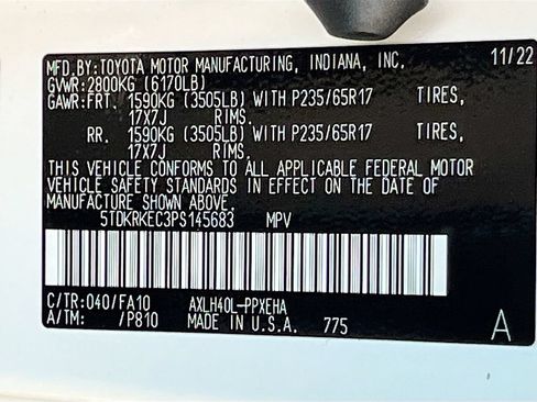 Used 2023 Toyota Sienna LE FWD image 31