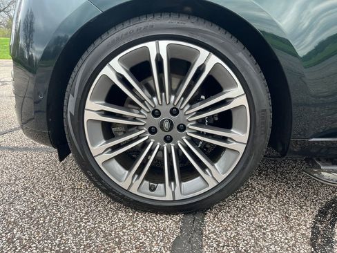 Used 2024 Land Rover Range Rover Long Wheelbase SE image 20