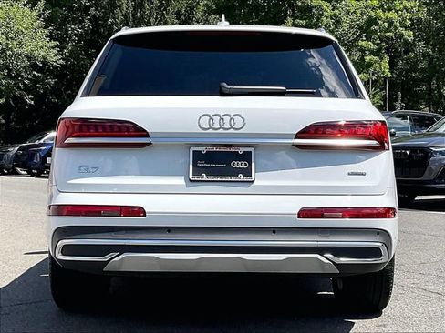 Used 2023 Audi Q7 2.0T Premium AWD/4WD image 6