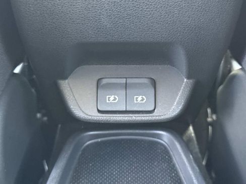 Certified 2025 Nissan Leaf SV Plus image 17