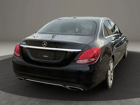 Used 2018 Mercedes-Benz C 300 Sedan w/ Premium Package image 11