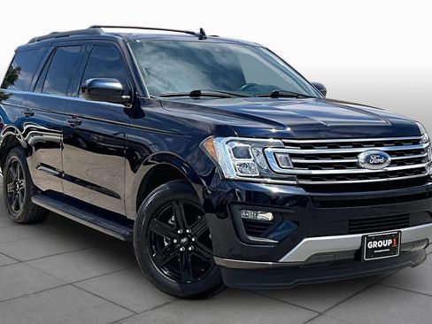 Used 2021 Ford Expedition XLT RWD image 3