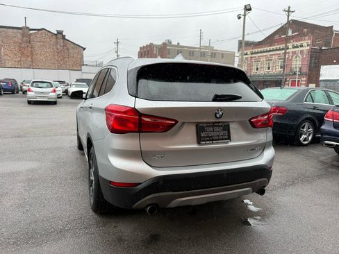 Used 2018 BMW X1 xDrive28i w/ Premium Package AWD/4WD image 4