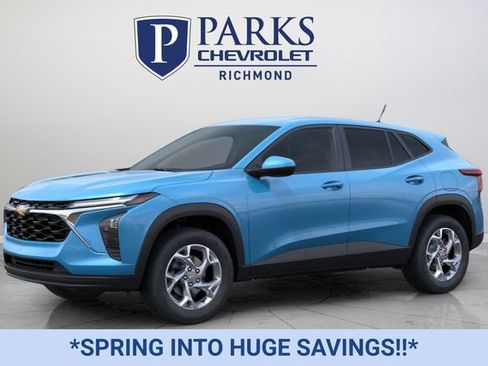 New 2026 Chevrolet Trax LS image 2