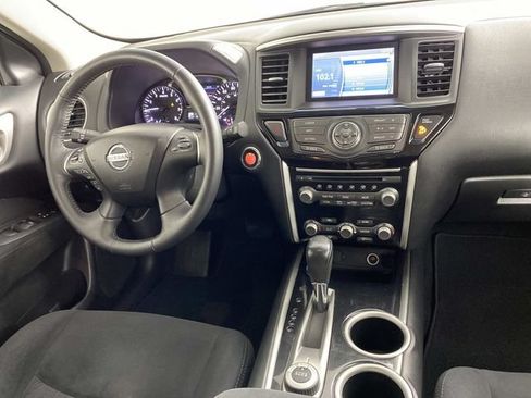 Used 2014 Nissan Pathfinder SV AWD/4WD image 14