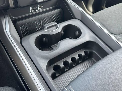 New 2026 RAM 1500 Big Horn AWD/4WD image 16