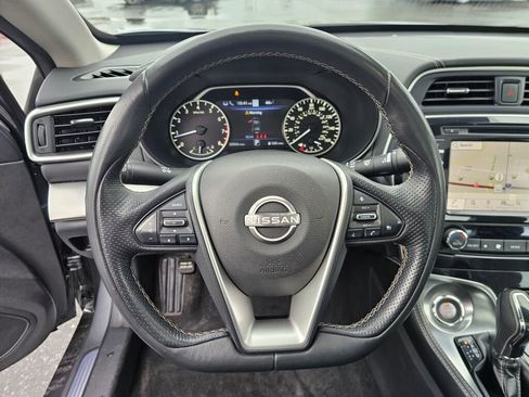 Used 2023 Nissan Maxima SL image 28