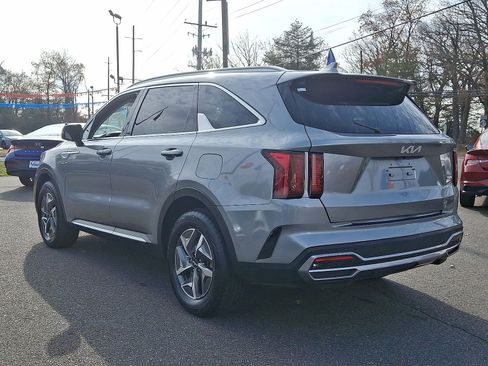 Used 2022 Kia Sorento EX image 31