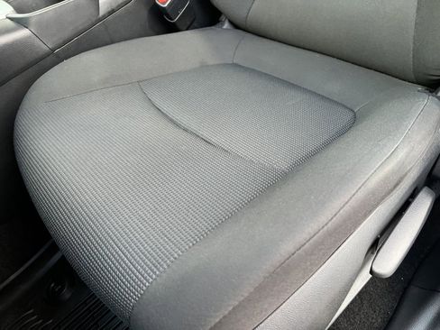 Used 2023 Toyota RAV4 LE image 9