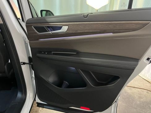 New 2026 Volkswagen Atlas SEL AWD/4WD image 23