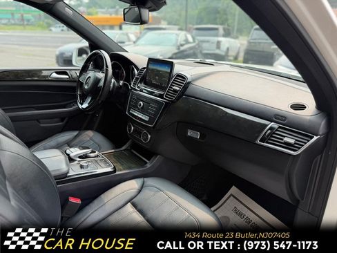 Used 2017 Mercedes-Benz GLS 450 4MATIC image 23