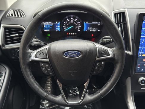 Used 2022 Ford Edge SEL image 18