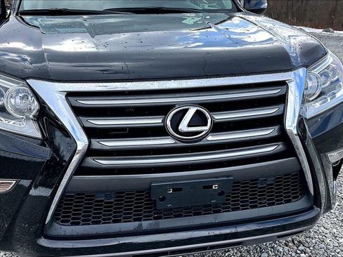 Used 2016 Lexus GX 460 w/ Premium Package AWD/4WD image 27
