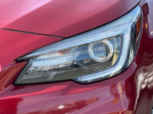 Used 2019 Subaru Outback 2.5i Limited image 11