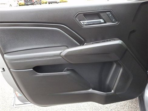 Used 2023 Chevrolet Colorado LT w/ LT Convenience Package II image 15