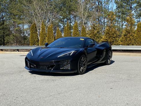 Used 2025 Chevrolet Corvette Z06 image 13