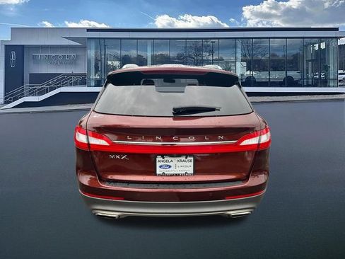 Used 2016 Lincoln MKX Reserve w/ Climate Package FWD image 7