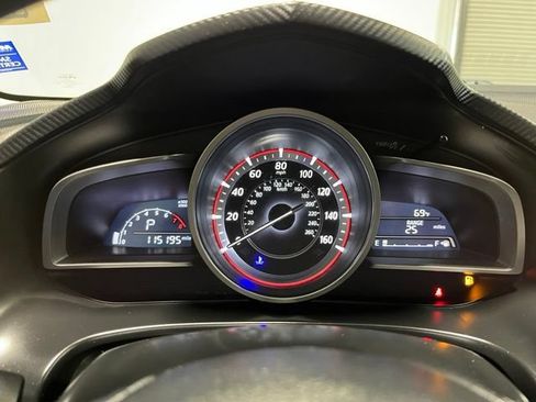 Used 2015 MAZDA MAZDA3 i Sport FWD image 24