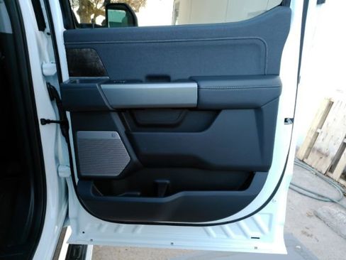 Used 2026 Ford F250 Lariat image 25