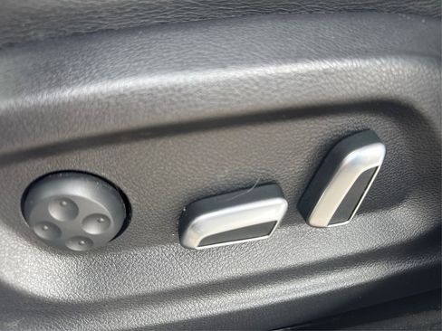 Used 2016 Audi Q3 2.0T Premium Plus image 21