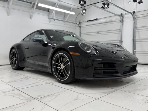 New 2026 Porsche 911 Carrera T RWD image 10