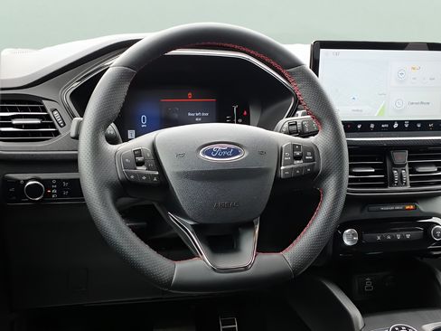 Used 2024 Ford Escape ST-Line w/ Tech Pack #1 AWD/4WD image 10
