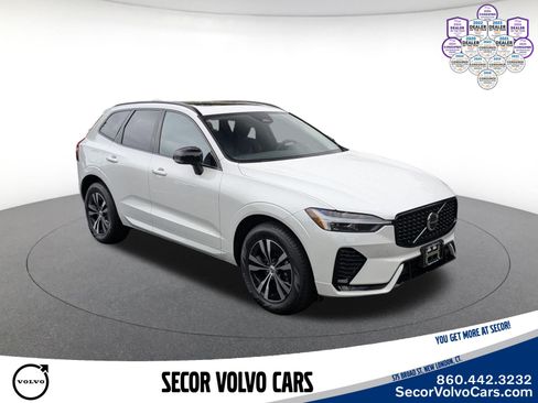 Certified 2024 Volvo XC60 B5 Core w/ Protection Package Premier AWD/4WD image 3
