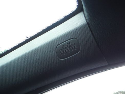 Used 2022 Honda Civic Sport image 25
