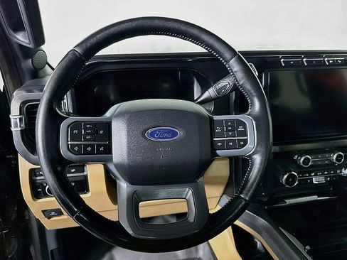 Used 2024 Ford F350 Lariat AWD/4WD image 12