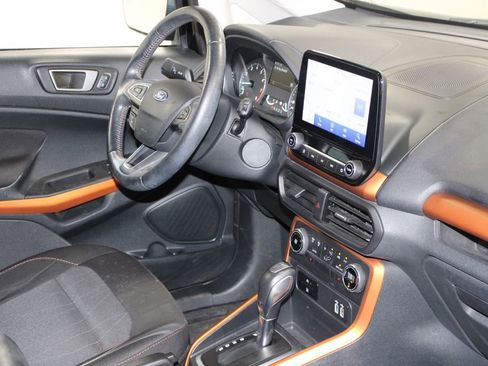 Used 2021 Ford EcoSport SE w/ SE Convenience Package image 28