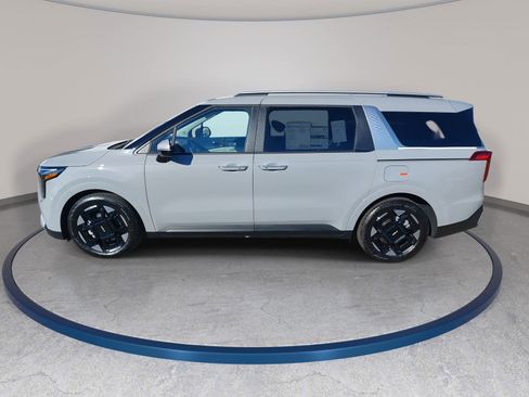 New 2026 Kia Carnival EX FWD image 8