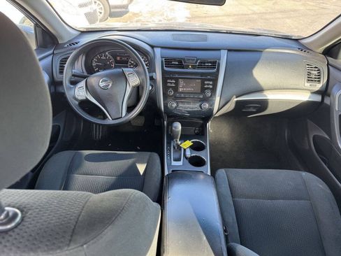 Used 2015 Nissan Altima 2.5 S w/ Power Driver Seat Package FWD image 6