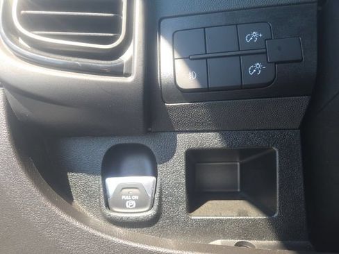 Used 2025 RAM ProMaster 2500 w/ Convenience Group FWD image 28